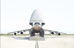 Hé lộ “gã khổng lồ” trên bầu trời của Không quân Mỹ